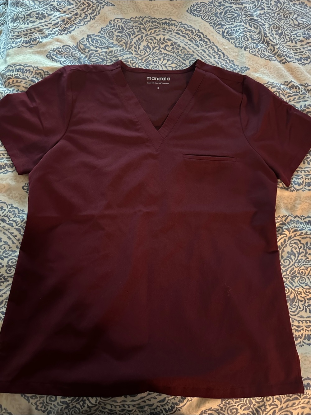Mandala Women's V-Neck Scrub Top in Burgundy